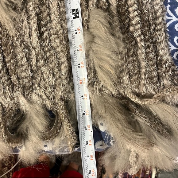 Genuine Fur Boho Grey Open Front Vest - Picture 10 of 10